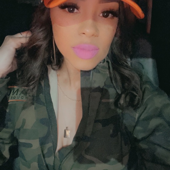 Meet your Posher, Kaycee - Picture 12 of 16